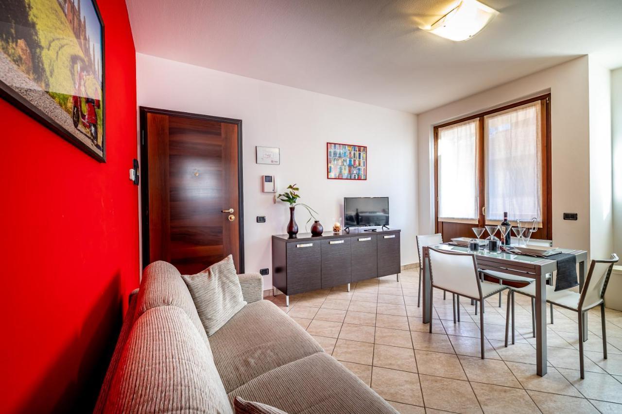 Casa Vacanze Arianna Rosia Ngoại thất bức ảnh